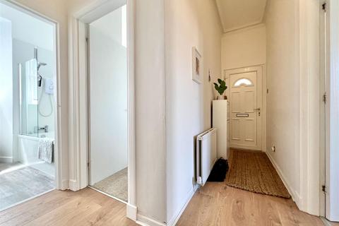97b Appin Crescent, Dunfermline, KY12 7QT