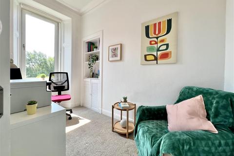 97b Appin Crescent, Dunfermline, KY12 7QT