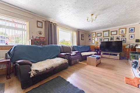 undefined, Sandy Lane, Belton