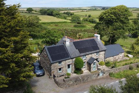 4 bedroom cottage for sale, The Old Farmhouse, Panteg, Manorowen