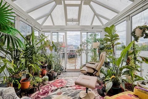 2 bedroom houseboat for sale, Nine Elms Pier, Battersea, SW11