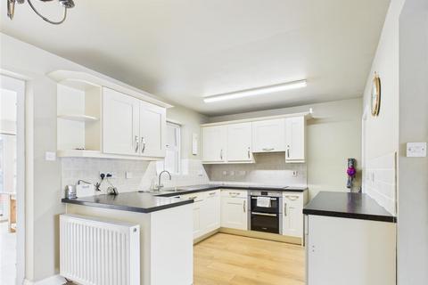 3 bedroom semi-detached house for sale, 9, Gilling Way Malton, YO17 7LQ
