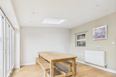 3 bedroom semi-detached house for sale, 9, Gilling Way Malton, YO17 7LQ