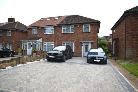 3 bedroom semi-detached house for sale, Kenton Lane,Harrow,HA3 8RY