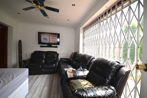 undefined, Kenton Lane, Harrow, HA3 8RY