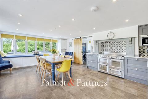 undefined, Sutton, Woodbridge, Suffolk, IP12