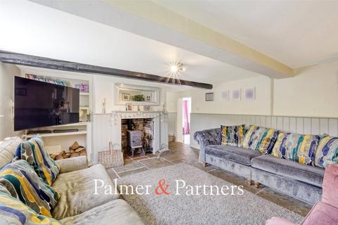 undefined, Sutton, Woodbridge, Suffolk, IP12