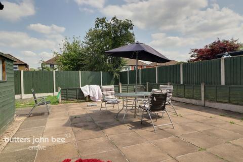 3 bedroom semi-detached house for sale, Sweet Briar Crescent, Crewe
