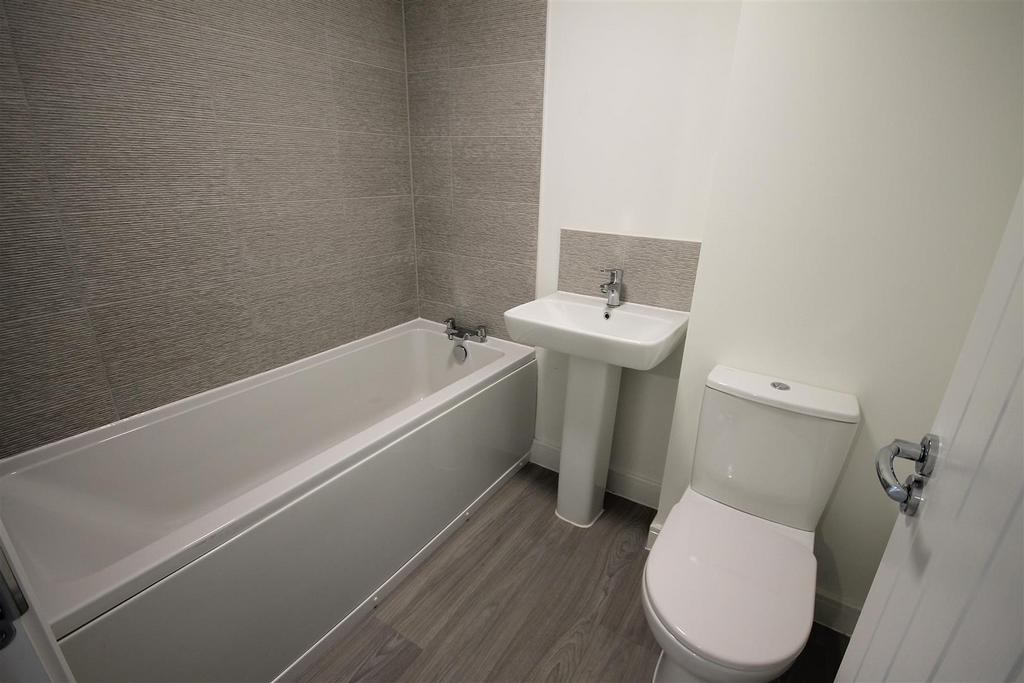 Main bathroom
