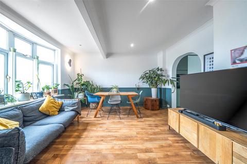 39 Middleton Road, Morden, SM4 6RU