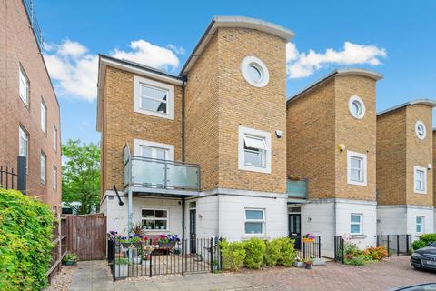 5 bedroom terraced house for sale, Candler Mews, Twickenham, TW1