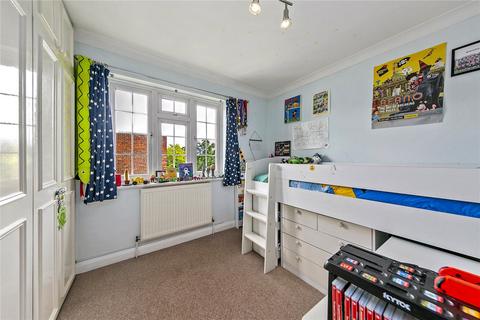 8 Kenmore Close, Richmond, TW9 3JG
