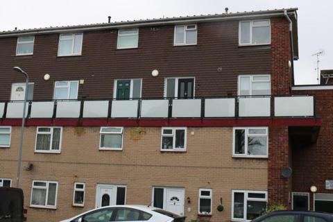 85 Victor Close, Hornchurch, RM12 4XU