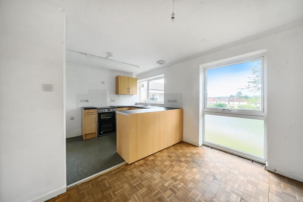 Kitchen / Reception