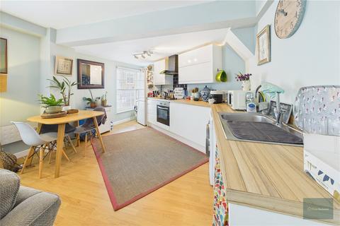2 bedroom apartment for sale, Silver Street, Trowbridge BA14