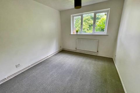 1 bedroom ground floor flat for sale, Malham Close, Luton, Bedfordshire, LU4 8PH