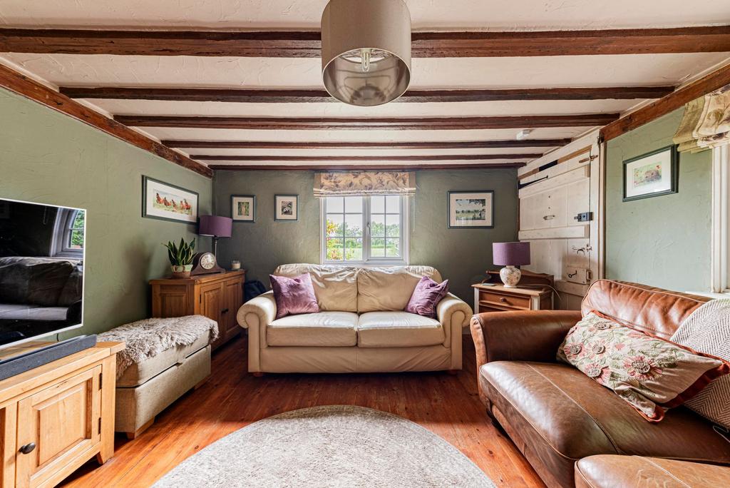 Living Room (2)