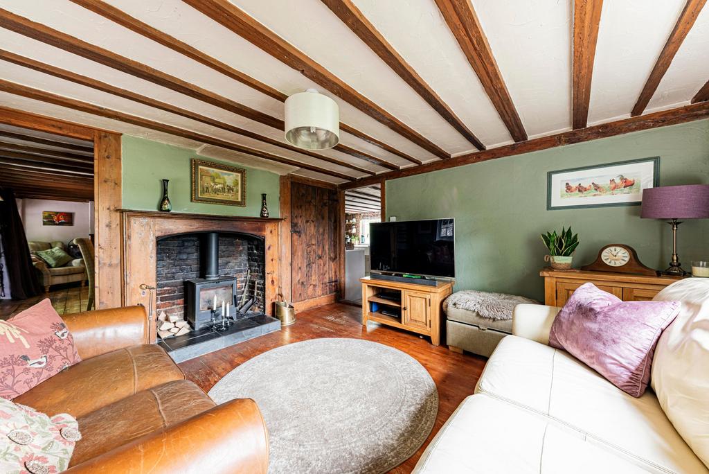 Living Room (4)
