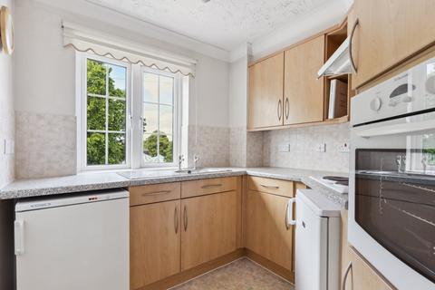 2 bedroom retirement property for sale, Saxon Court, Queen Street, Hitchin, SG4