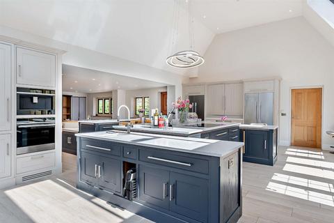 7 bedroom country house to rent, Lower Green, Broadway WR12