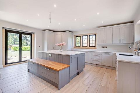 7 bedroom country house to rent, Lower Green, Broadway WR12