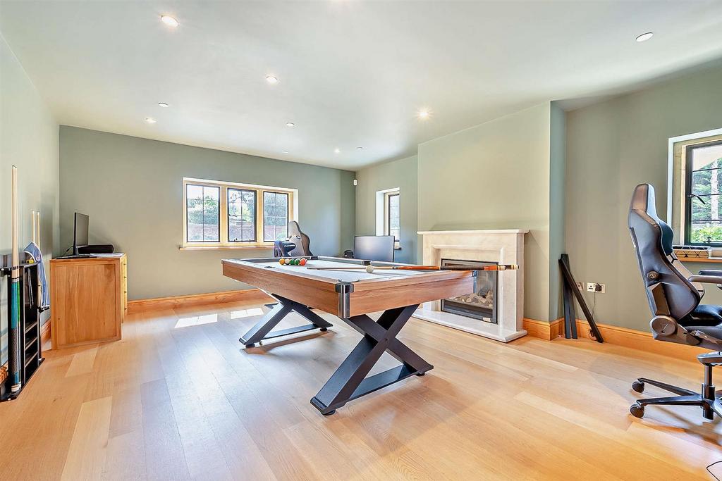 8653358-interior12-800.jpg