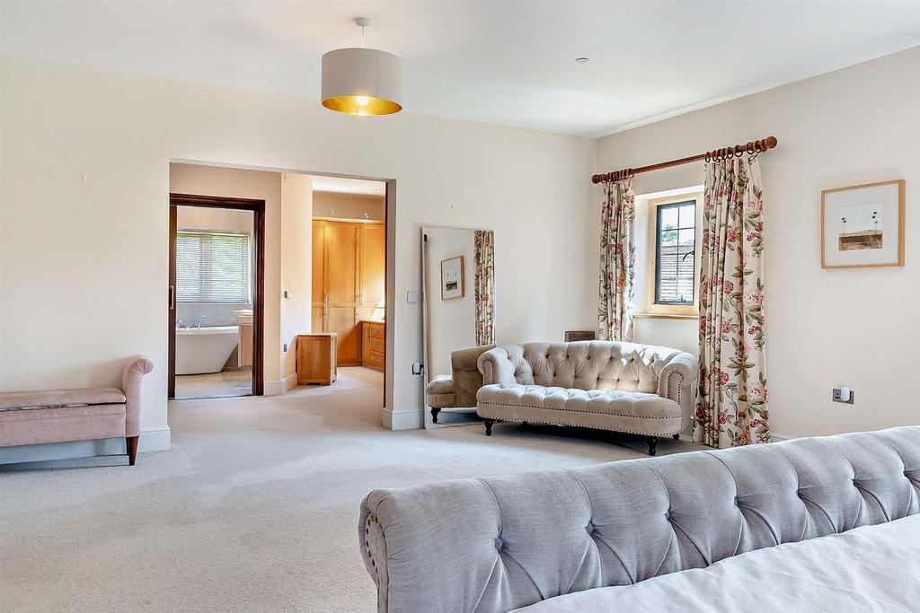 8653358-interior18-800.jpg