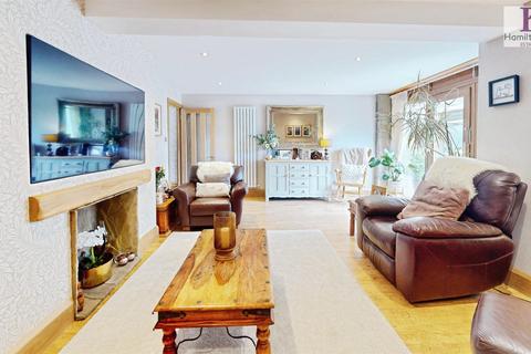 4 bedroom house for sale, The Barn, Lee House Farm, Halifax, HX3