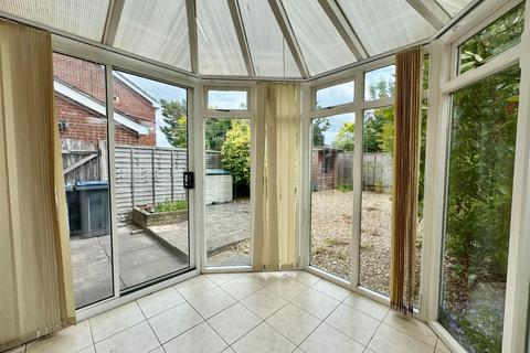 5 Beauchamp Close, Sutton Coldfield, B76 1UE