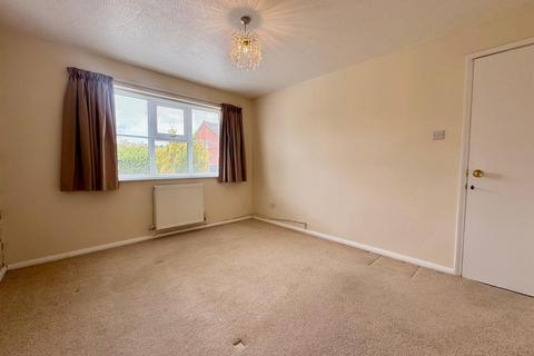 5 Beauchamp Close, Sutton Coldfield, B76 1UE