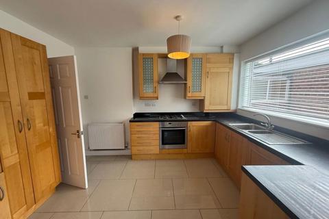 3 bedroom apartment to rent, Hermitage Court, Hale WA15 8BH