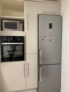 2 bedroom flat to rent, 2 BEDROOM GARDEN FLAT ARRAN WALK