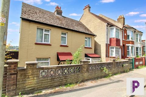 2 bedroom terraced house for sale, Longhill Avenue,  Chatham, ME5