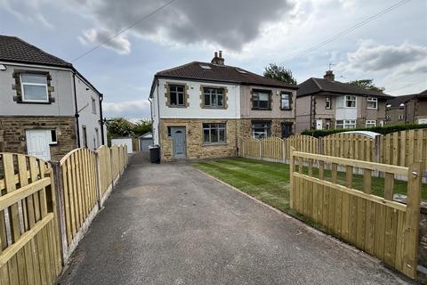 7 Leafield Grove, Bradford, BD2 3SA