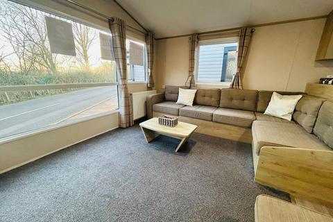 2 bedroom park home for sale, Marlie Holiday Park