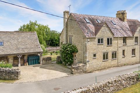 undefined, Hilcot End, Ampney Crucis, Cirencester, Gloucestershire