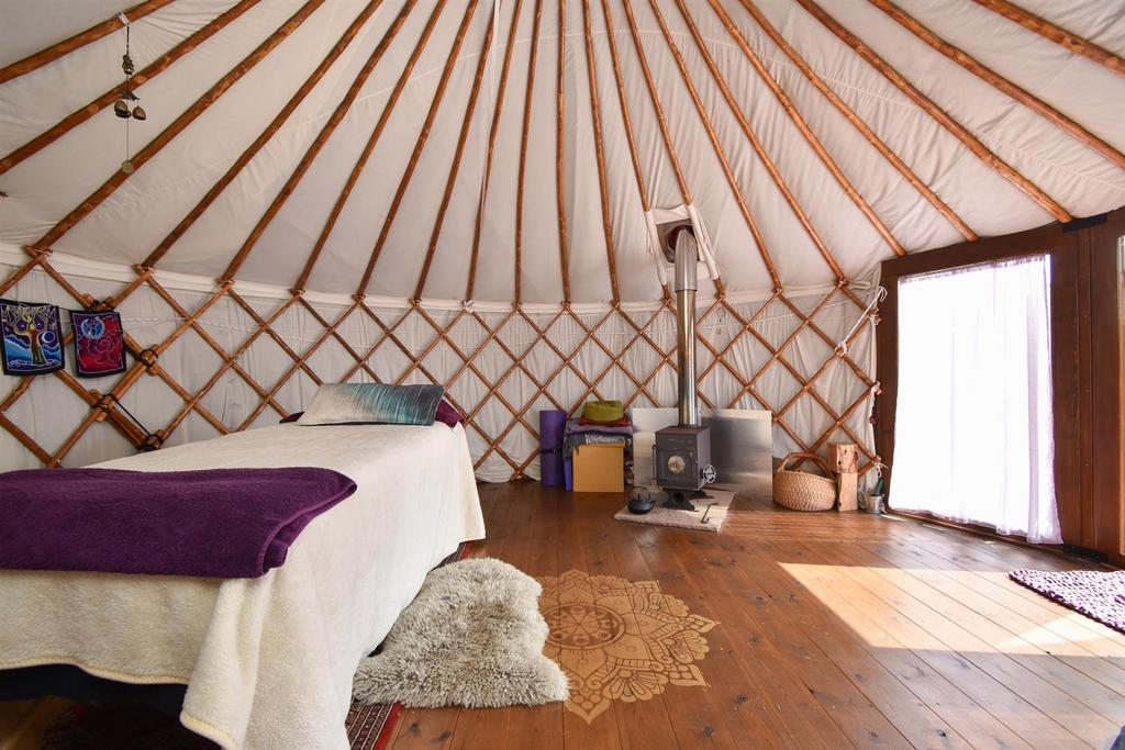 Yurt