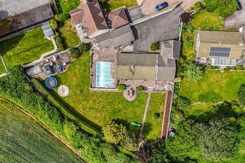 4 bedroom detached bungalow for sale, Castle Road, Oldland Common, Bristol