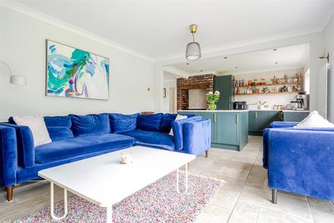 17 Castle Road, Oldland Common, Bristol, BS30 9SZ