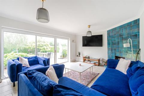 17 Castle Road, Oldland Common, Bristol, BS30 9SZ