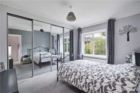 22 Bowood Crescent, Leeds, LS7 2PY