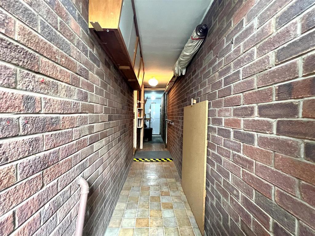 Walkway.jpg