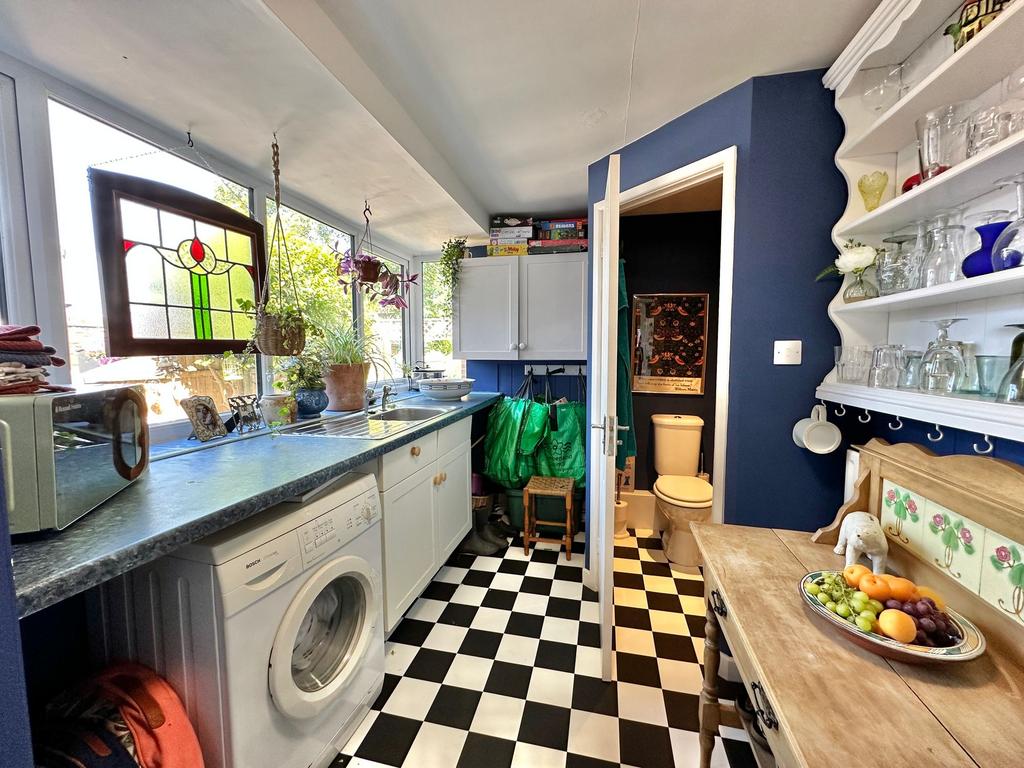 Utility Room &amp; WC