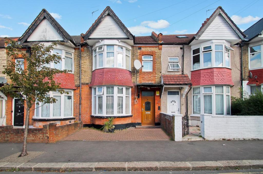 4 Bedroom terraced house for sale