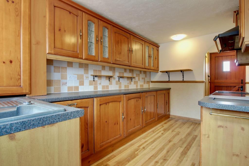 Kitchen - reverse view - Gus Critchlow Ewe Move Hin