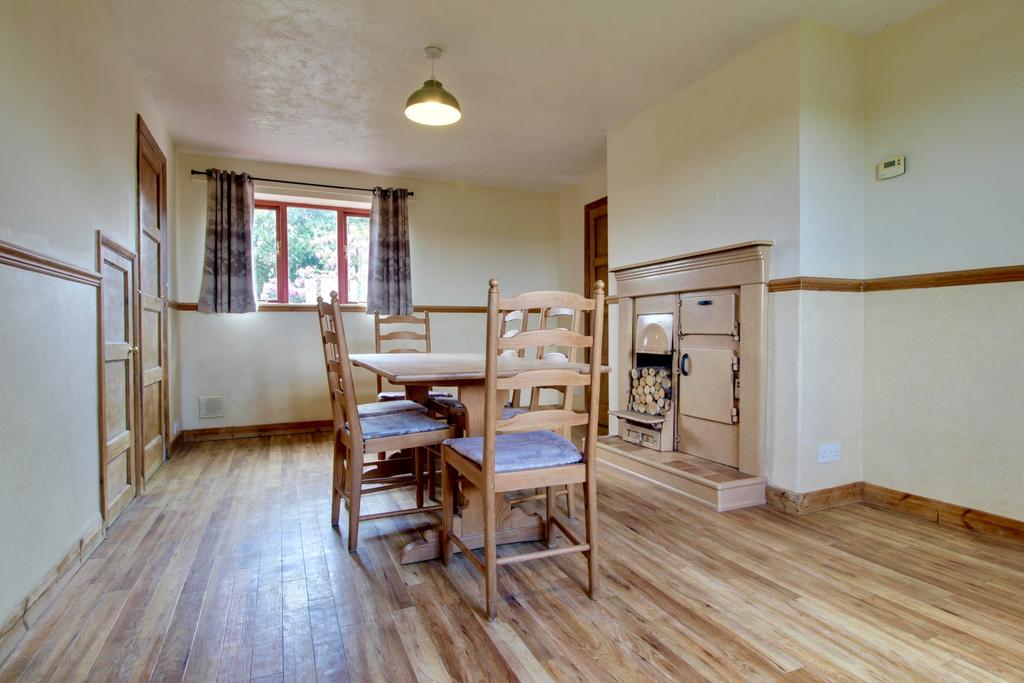 Dining Room - reverse view - Gus Critchlow Ewe Move