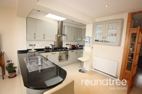 4 bedroom detached house to rent, Woodlands, Golders Green, NW11