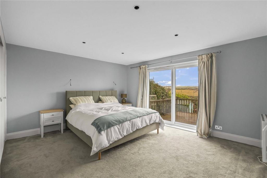 Main Bed