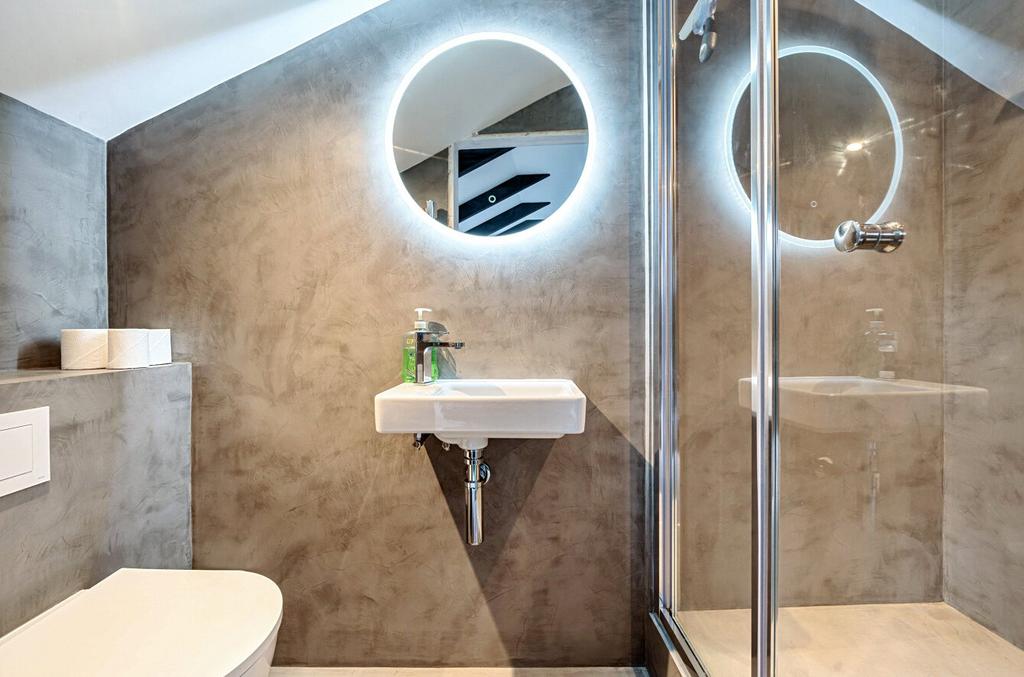 Shower Rm