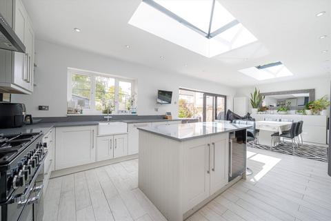 32 Ripley Road, Hampton, TW12 2JH